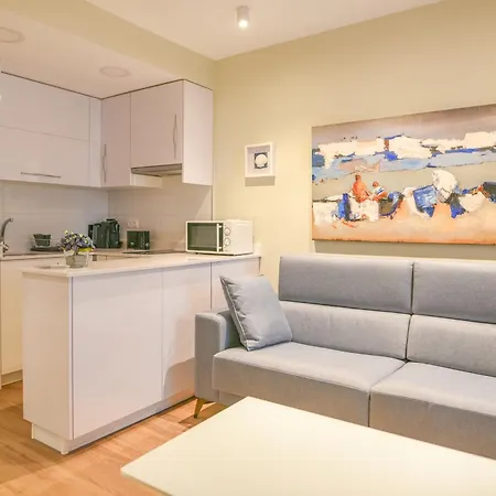 Apartamento Brisare Mar - 4 Personas A 1 Min De La Playa Con Piscina En *